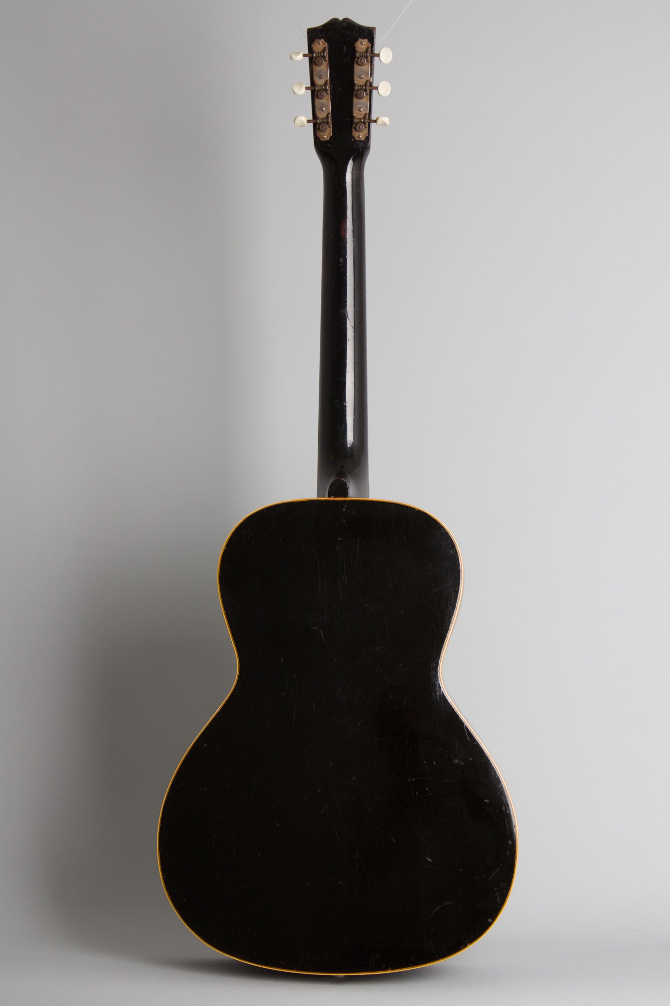 Gibson L-0 Flat Top Acoustic Guitar (1942)