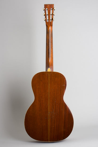 Soverign Concert size Flat Top Acoustic Guitar (1920s)