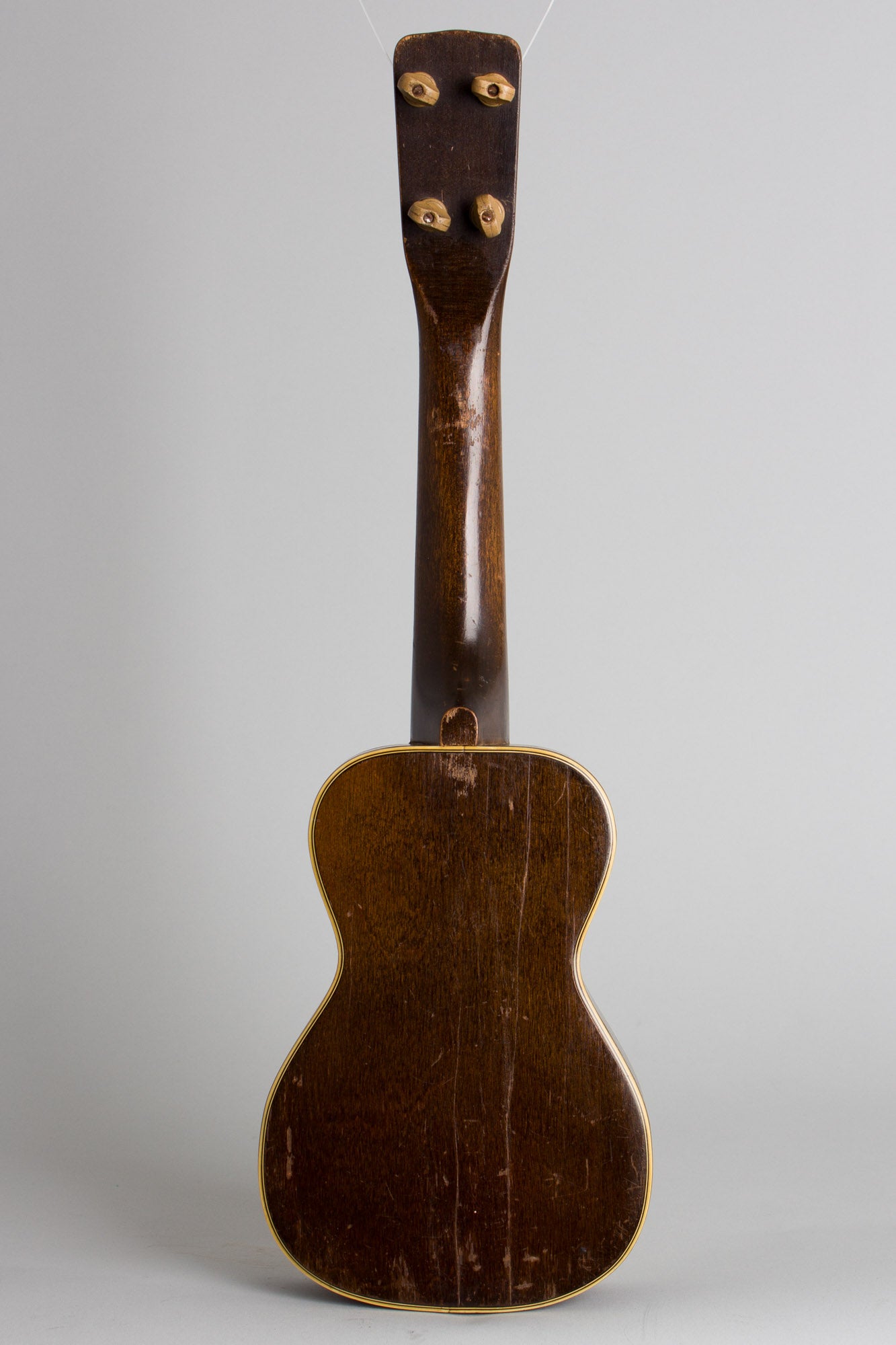 Regal Tonk American Soprano Ukulele (1932)