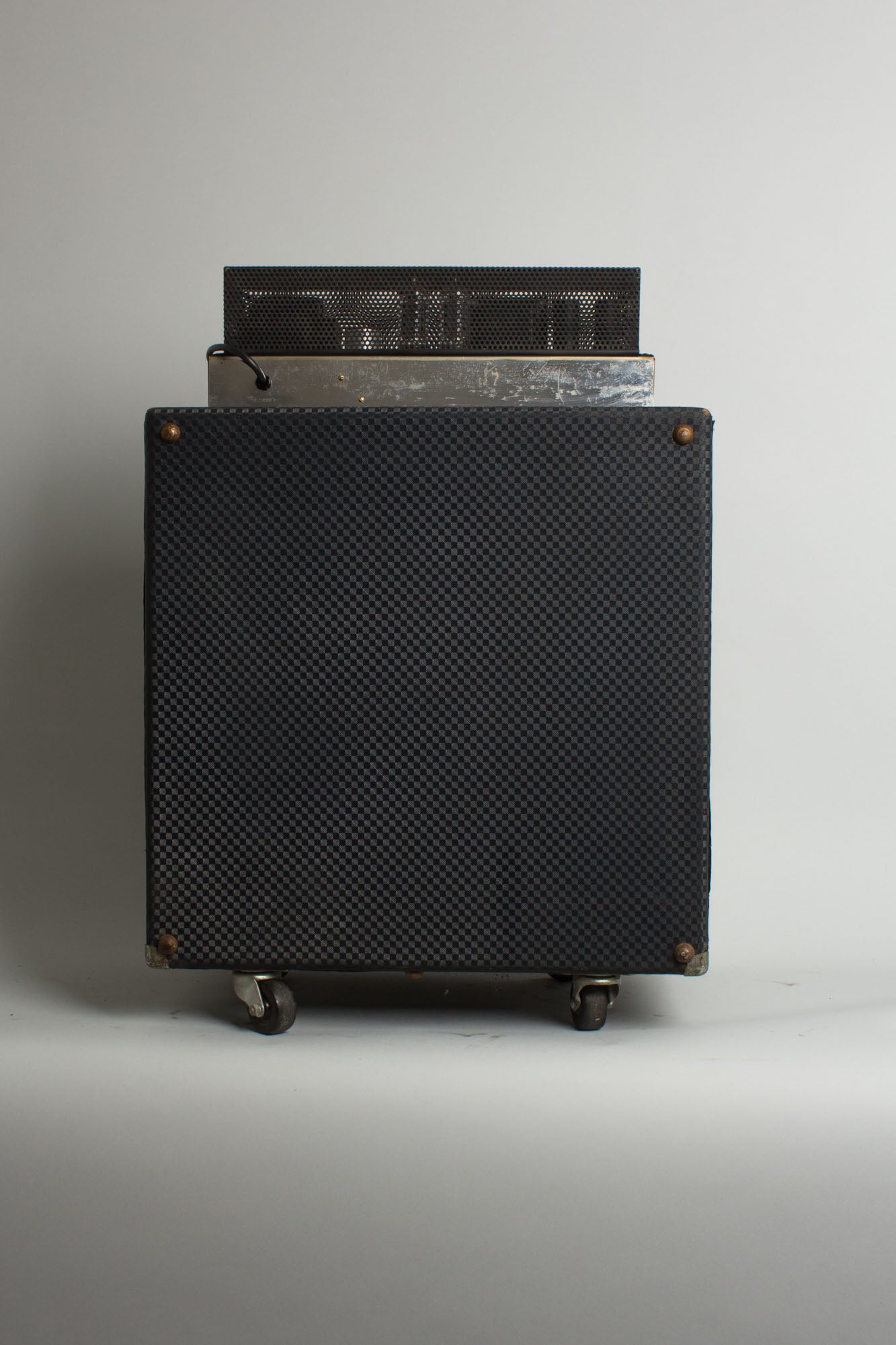 Ampeg SB-12 Portaflex Fliptop Bass Amplifier (1966) – RetroFret