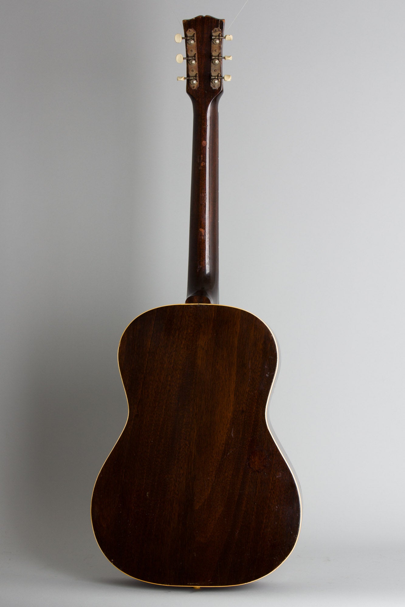 Gibson LG-2 Banner Flat Top Acoustic Guitar (1943-4)