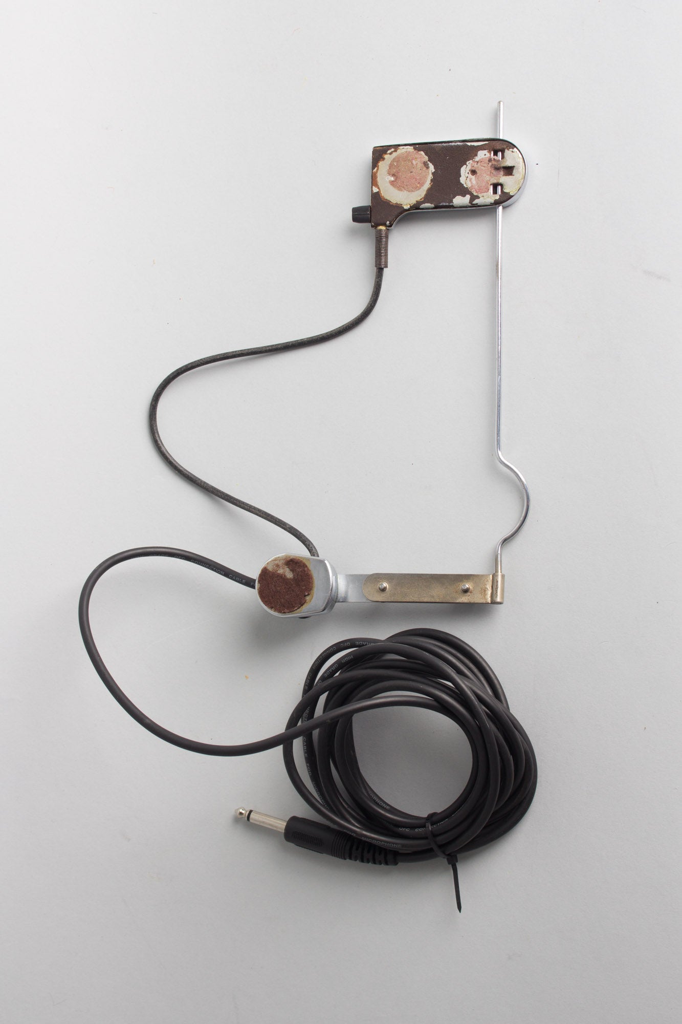 DeArmond FH-C Guitar Mike Archtop Guitar Pickup (1940s)