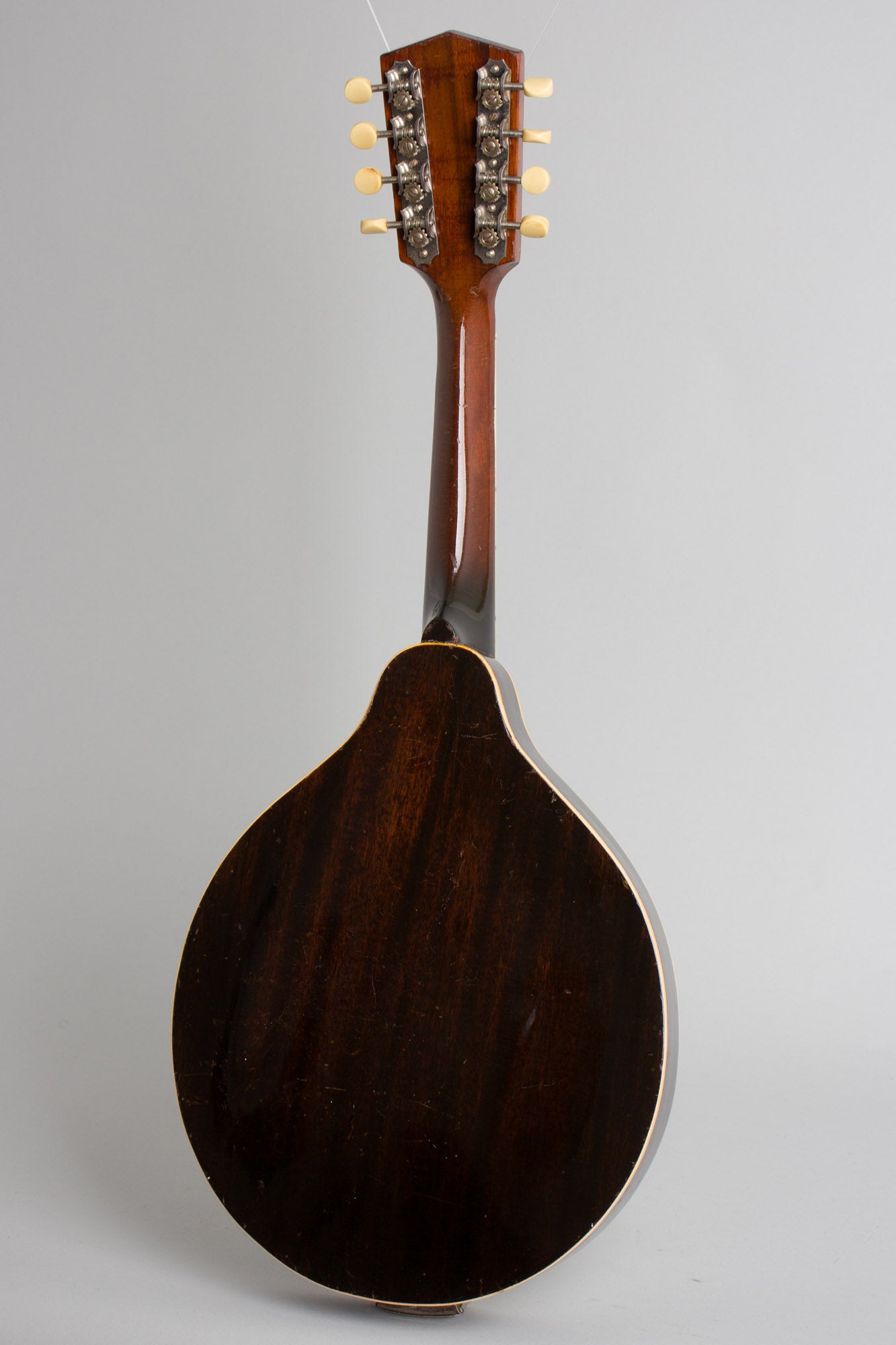 Kalamazoo KM-22 Arch Top Mandolin (1939)