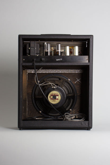 Supro Trojan Model S6616 Tube Amplifier (1966)