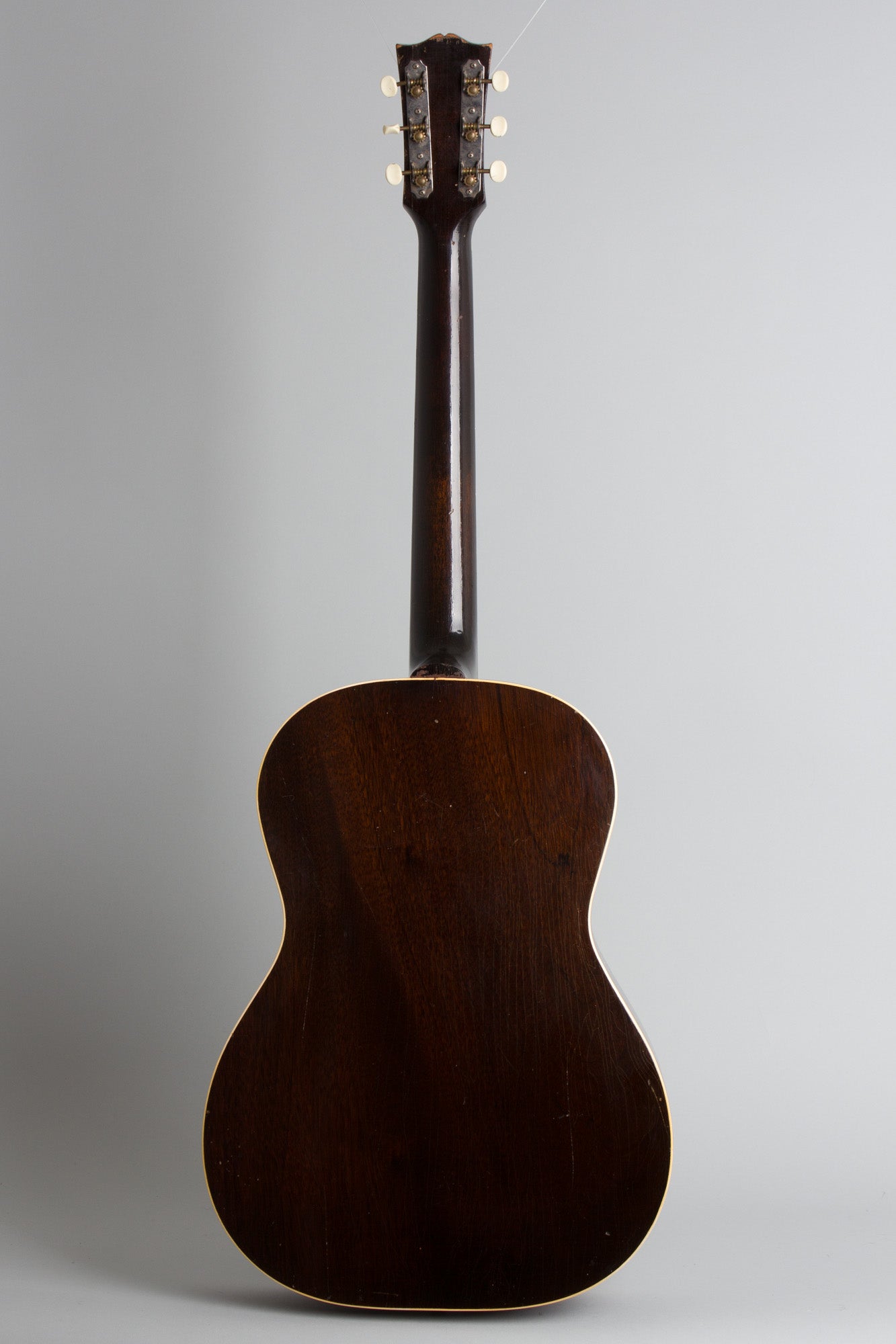 Gibson LG-2 Flat Top Acoustic Guitar (1944)