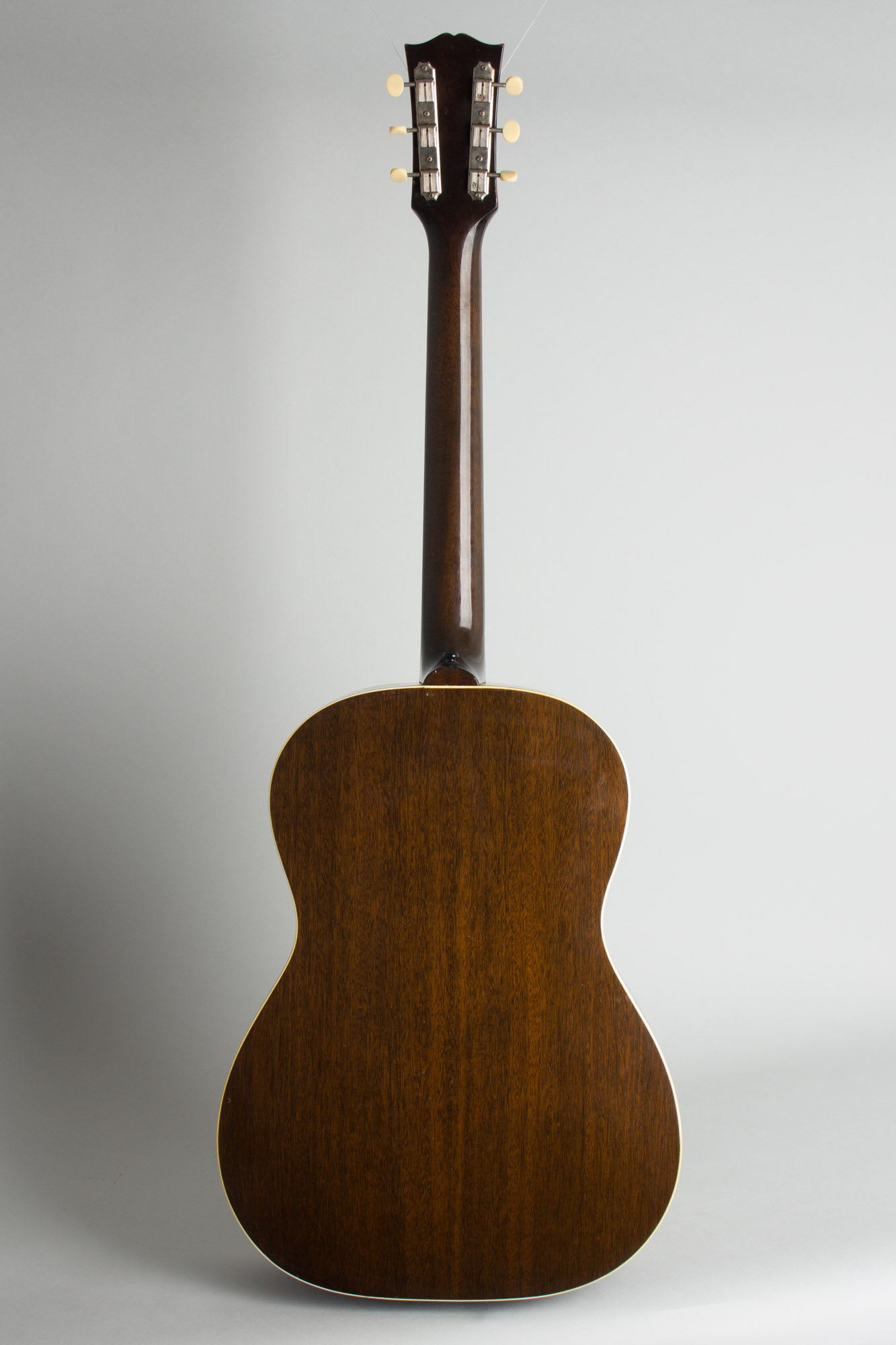 Gibson LG-2 Flat Top Acoustic Guitar (1952)