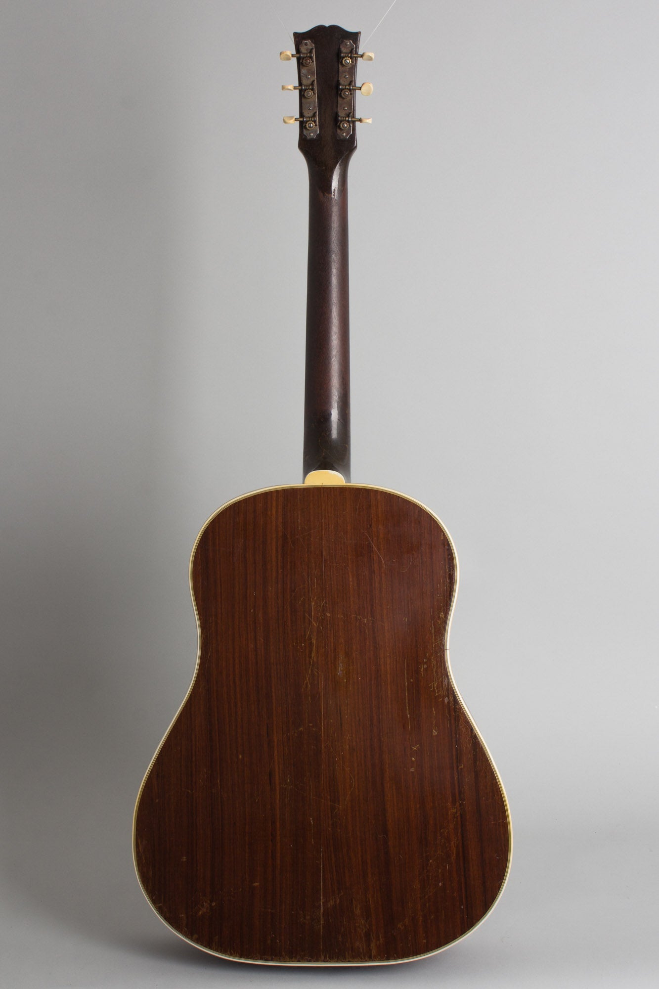 Gibson SJ Southern Jumbo Flat Top Acoustic Guitar (1943)