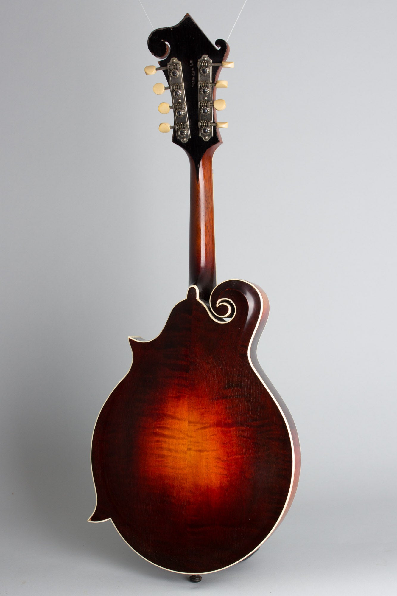 Gibson F-4 Carved Top Mandolin (1927)