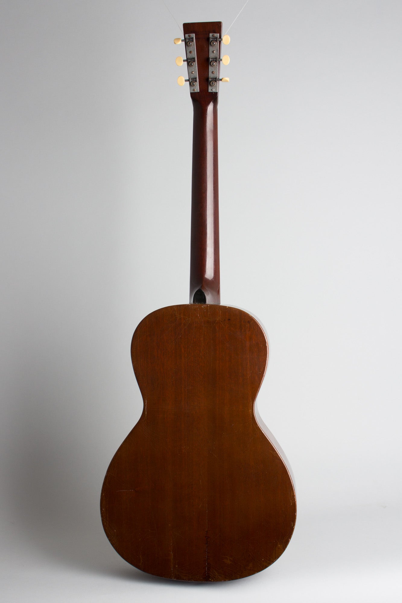 Vega Model 04 Flat Top Acoustic Guitar (1938)