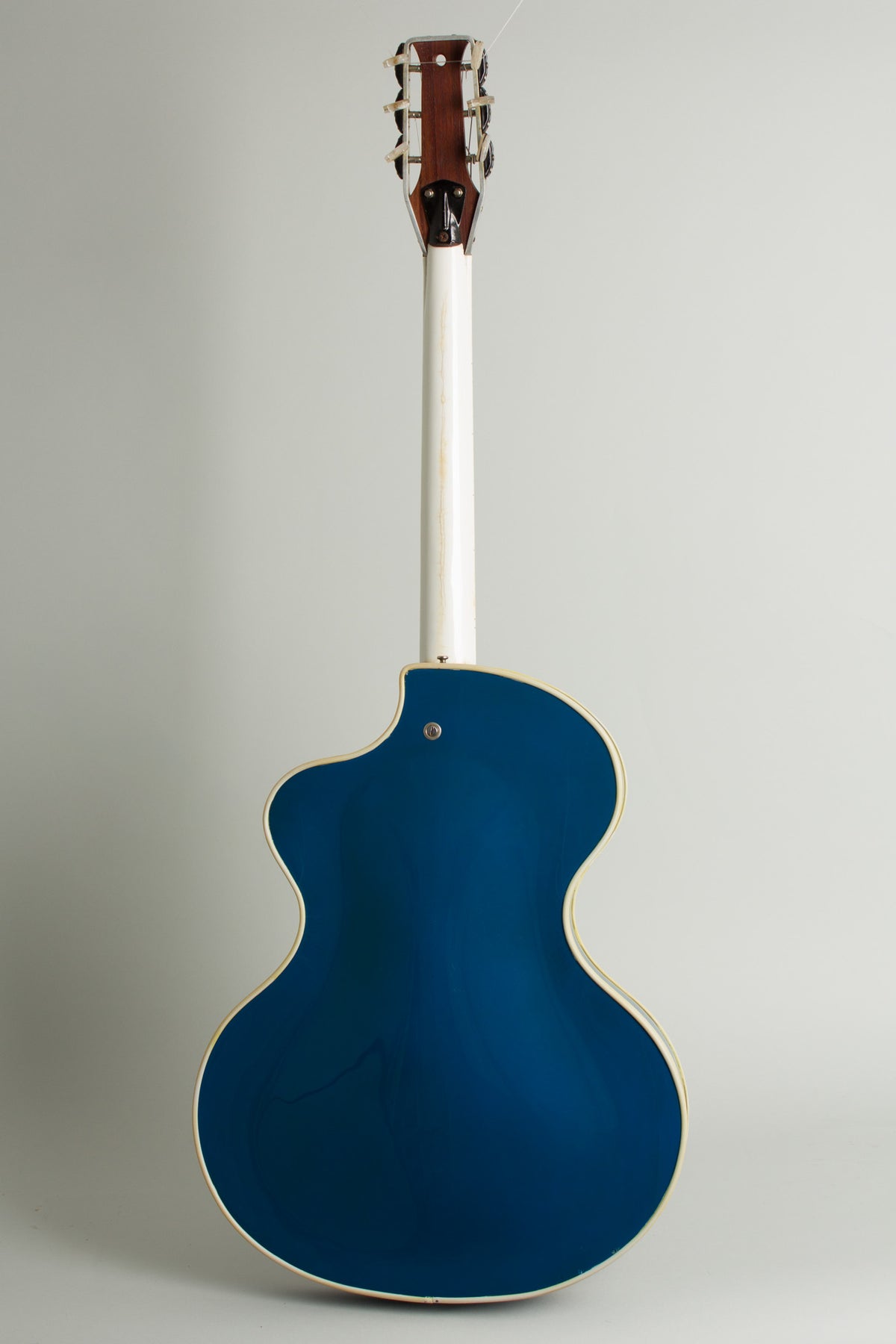 Wandre BB Model Semi-Hollow Body Electric Guitar (1963)