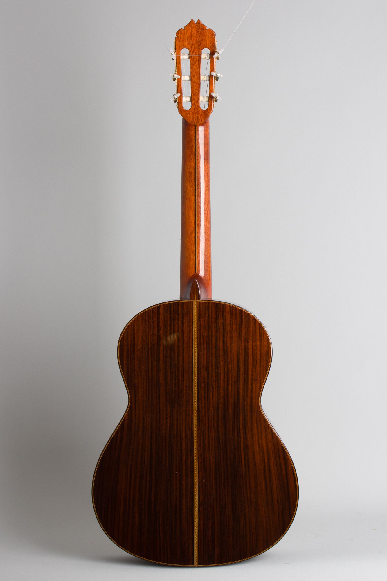 Seji Shinano No. 40 Classical Guitar (1968) – RetroFret