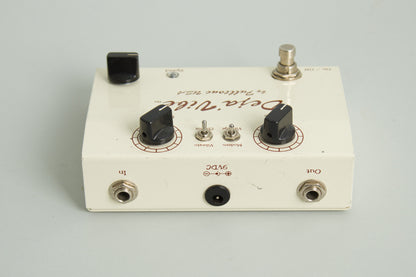Fulltone Deja Vibe Vibrato Effect (2000s)