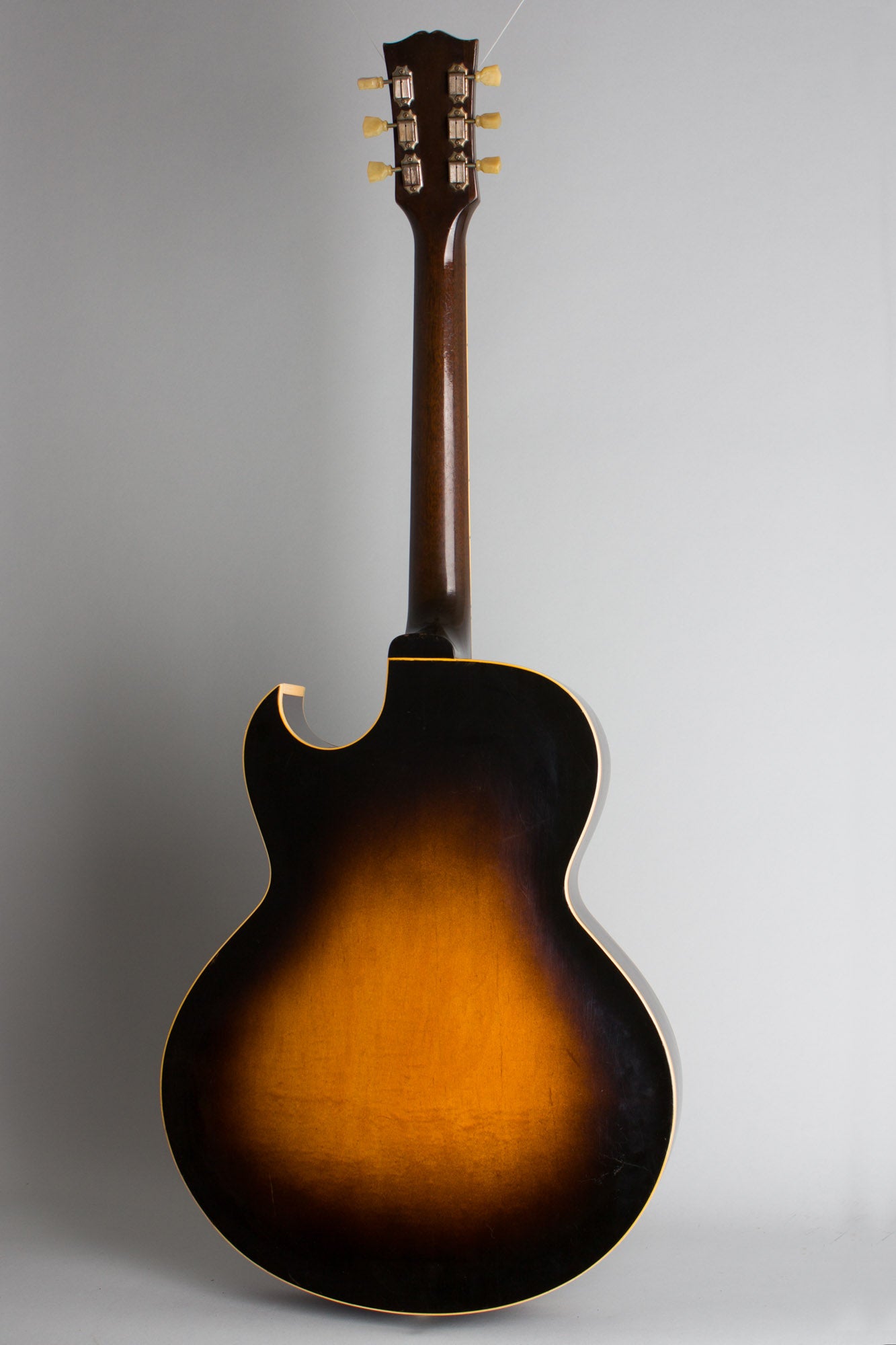Gibson ES-175 Arch Top Hollow Body Electric Guitar (1952)
