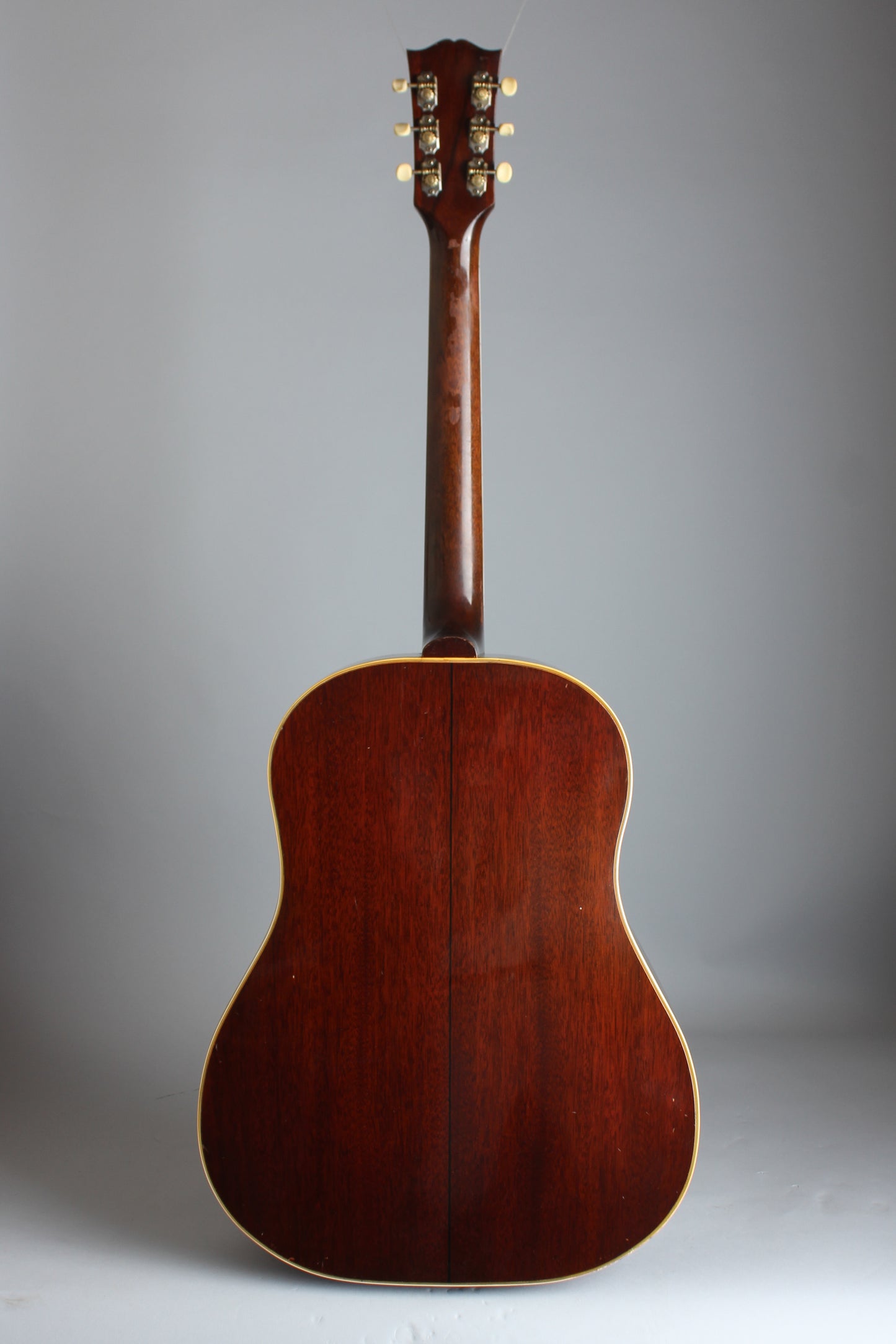 Gibson SJ Southern Jumbo Flat Top Acoustic Guitar (1948)