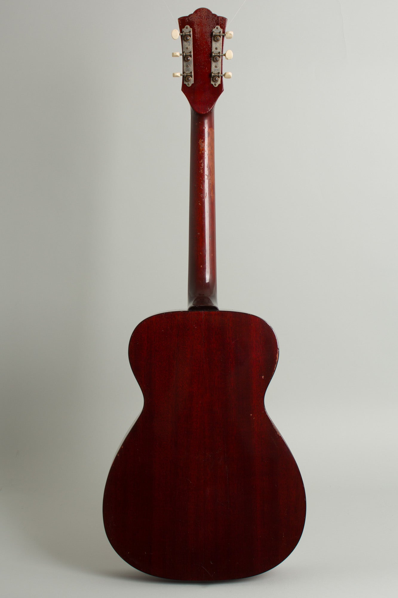 Guild F-20 Flat Top Acoustic Guitar (1965)