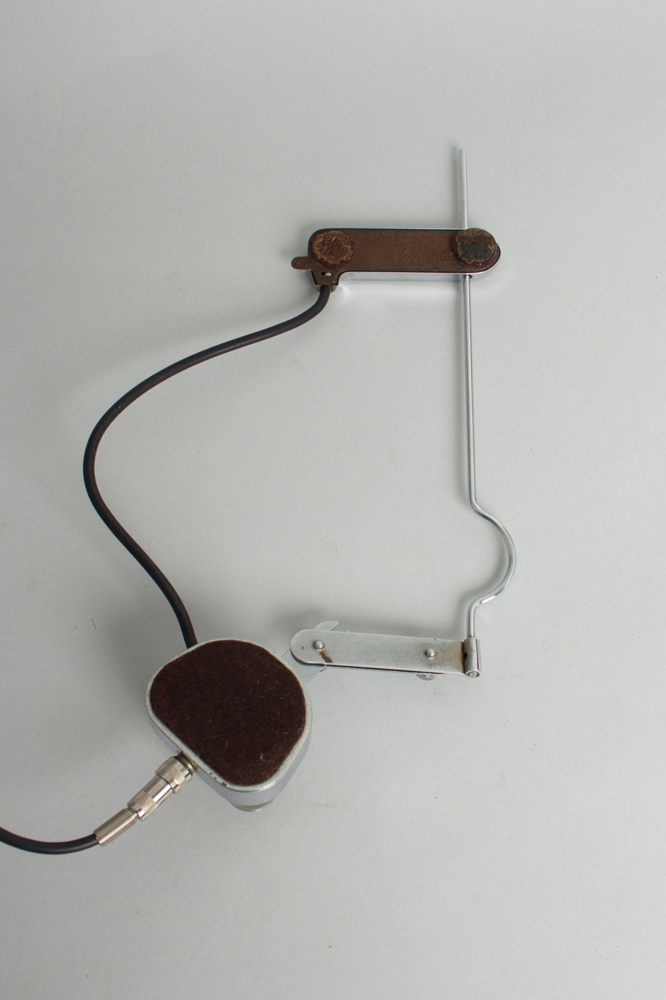 DeArmond Rhythm Chief Archtop Guitar Pickup (1950's)
