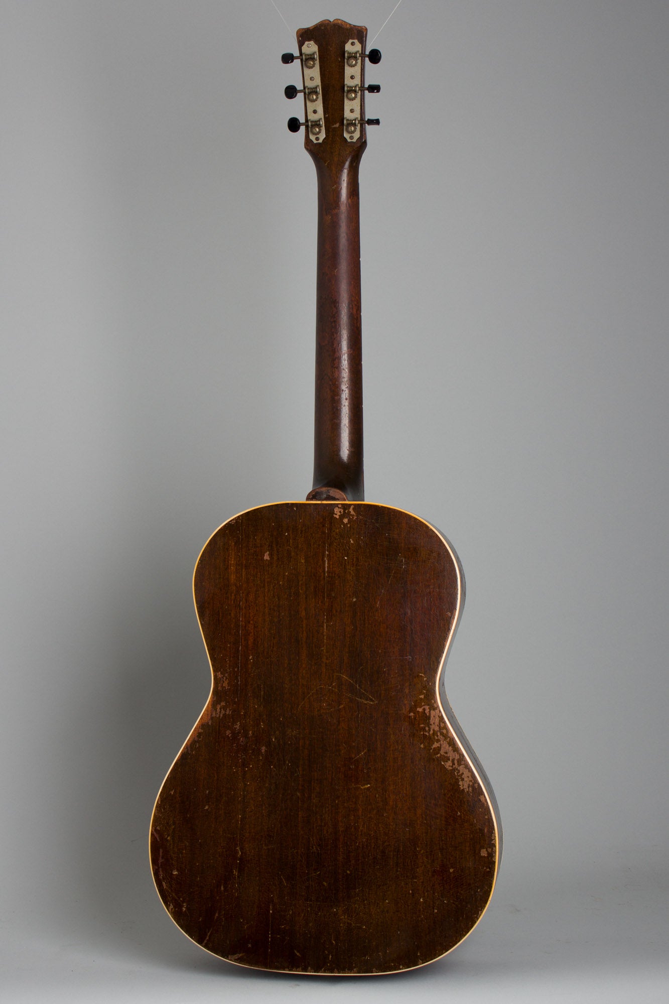Gibson LG-2 Flat Top Acoustic Guitar (1946)