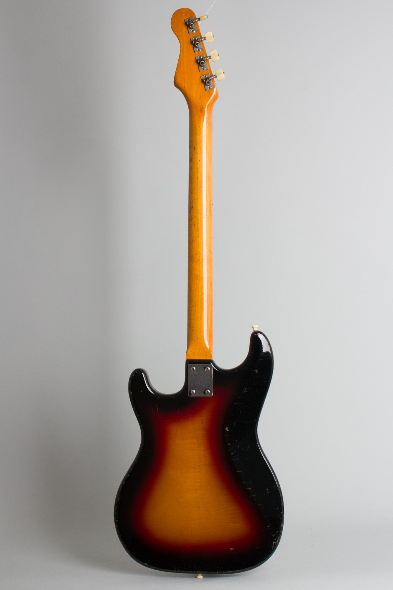 Hofner Model 182E2 Solid Body Electric Bass Guitar (1966)