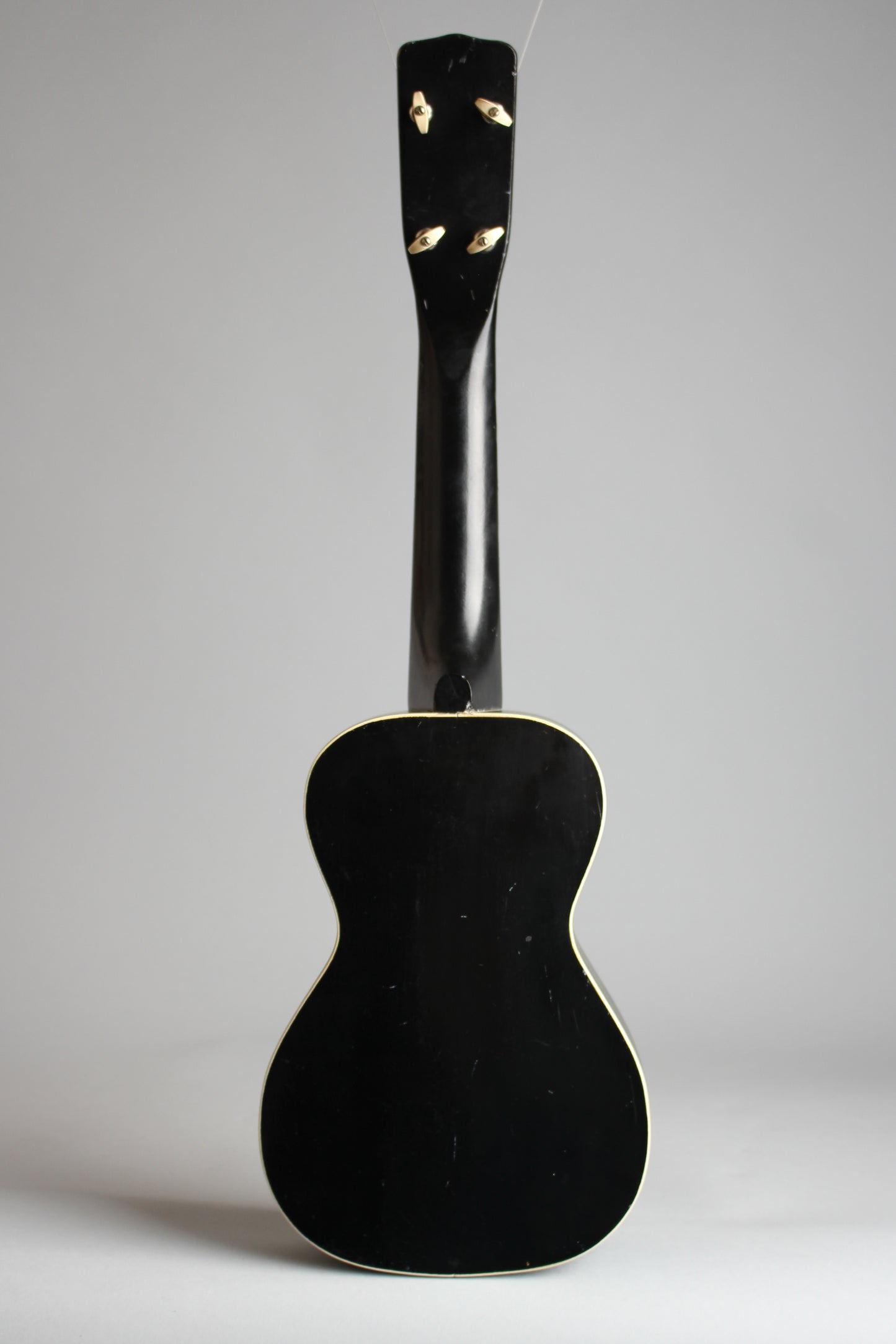 J. R. Stewart Company Le Domino Soprano Ukulele (1928)