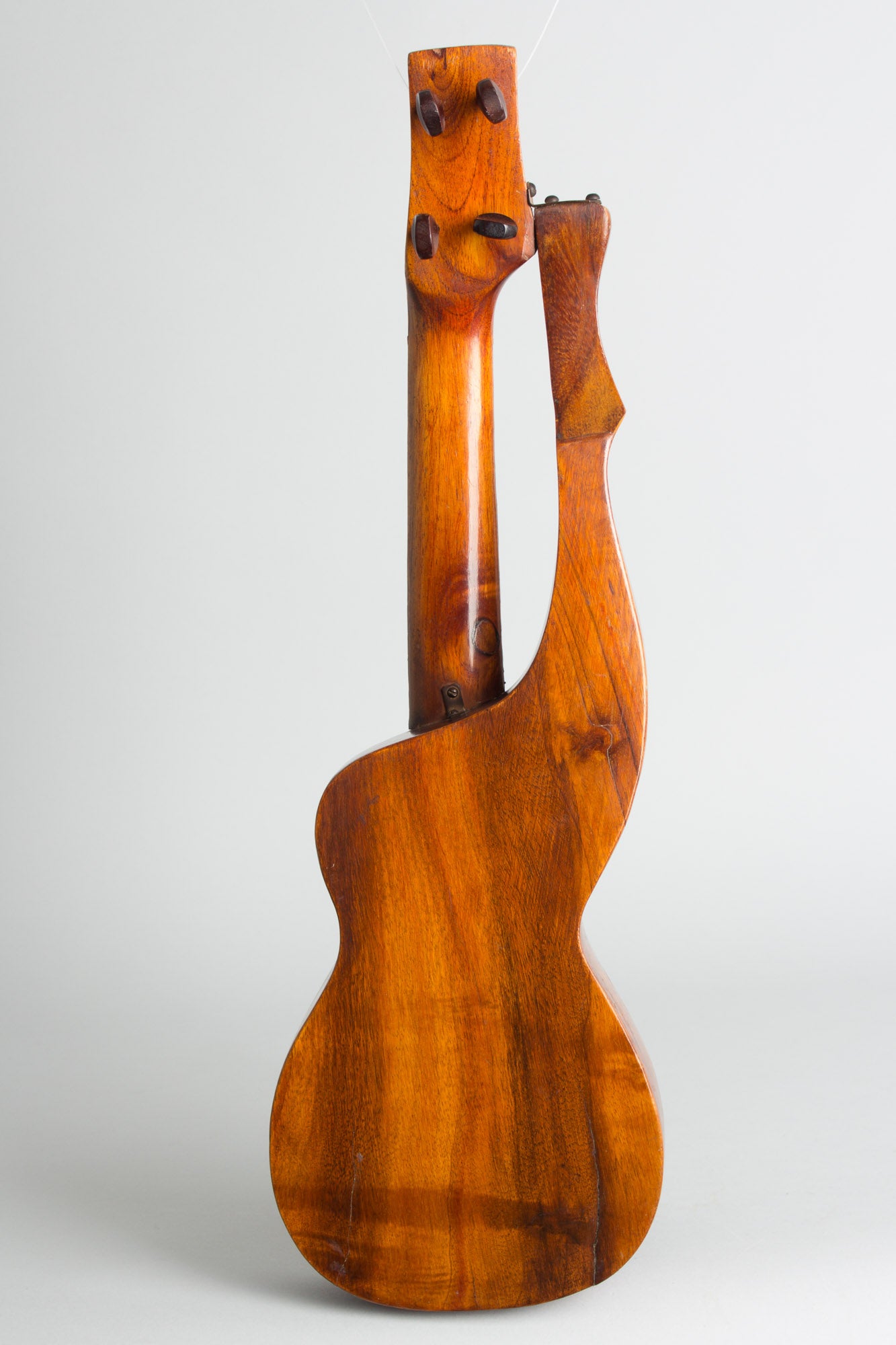 Knutsen Harp Soprano Ukulele (1919)