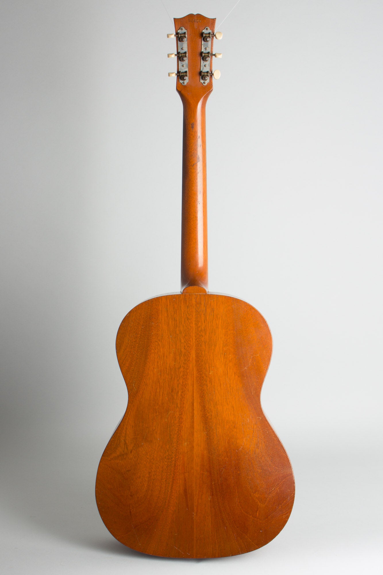 Gibson LG-0 Flat Top Acoustic Guitar (1962)