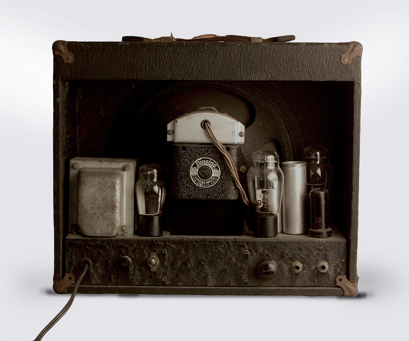 Rickenbacker Tube Amplifier (1935)