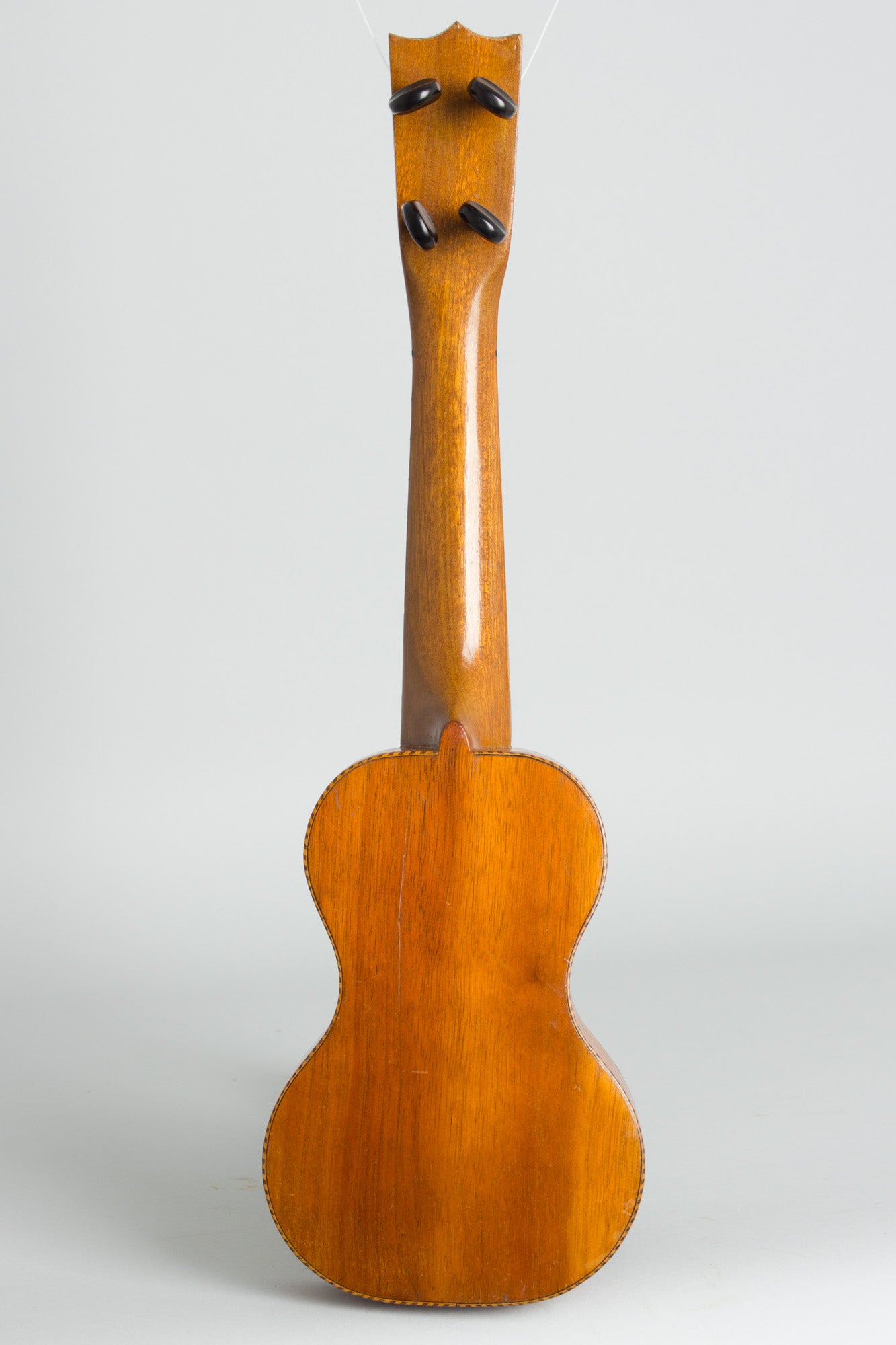 Lyon & Healy Conservatory Soprano Ukulele (1920)