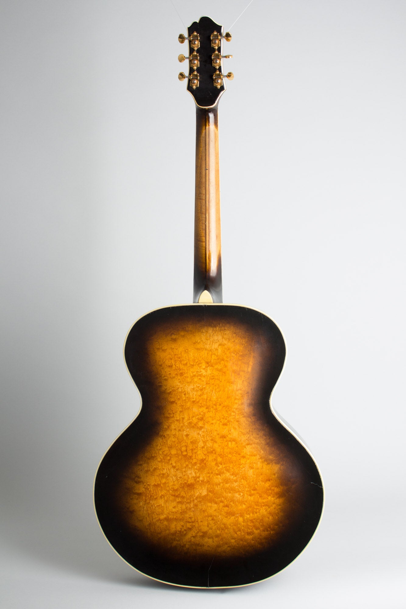 Epiphone DeLuxe Masterbilt Arch Top Acoustic Guitar (1934)