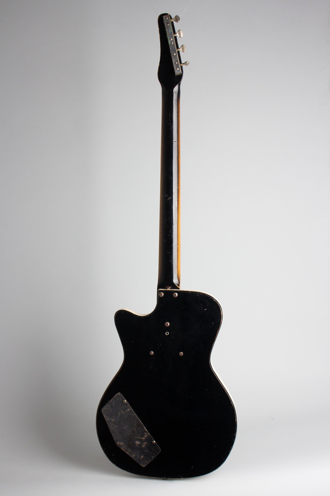 Danelectro Silvertone Model 1444 Electric Bass Guitar (1965)