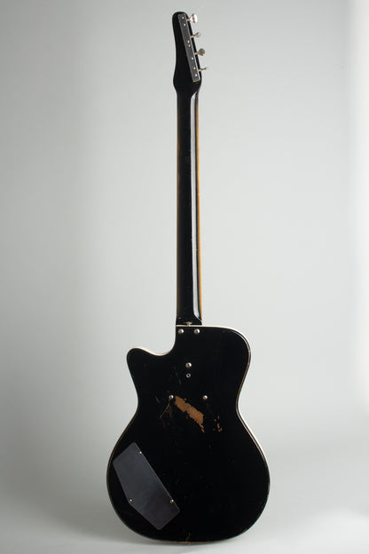 Danelectro Silvertone Model 1444 Electric Bass Guitar (1965)