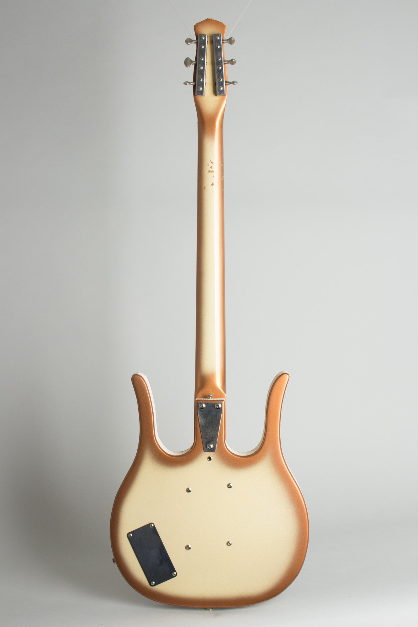 Danelectro Longhorn Model 4623 Electric 6-String Bass Guitar (1967)