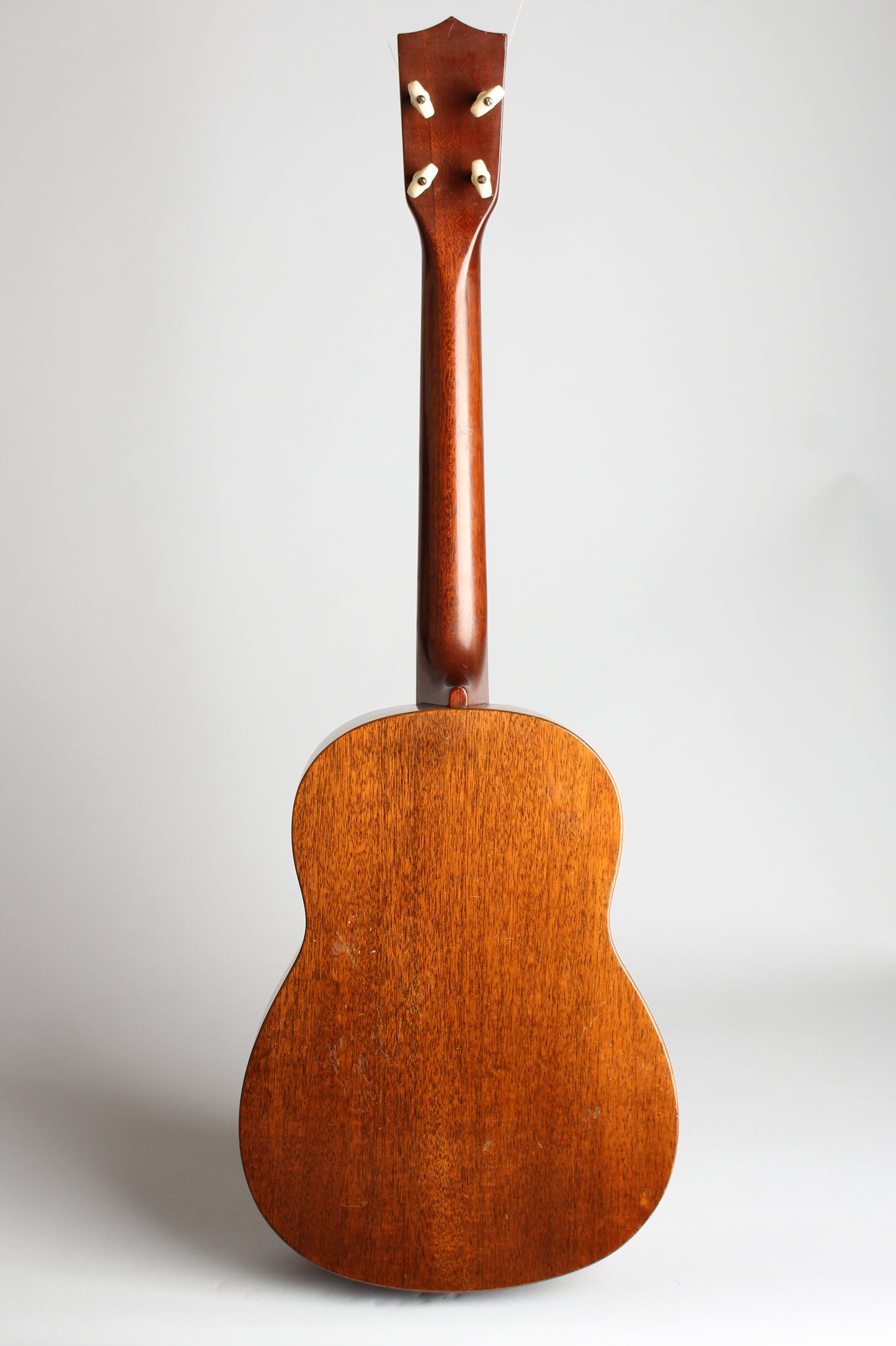Favilla Baritone Ukulele (1950)