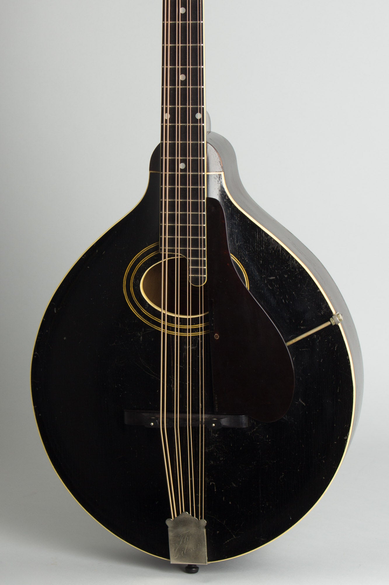 Gibson K-1 Carved Top Mandocello (1931)
