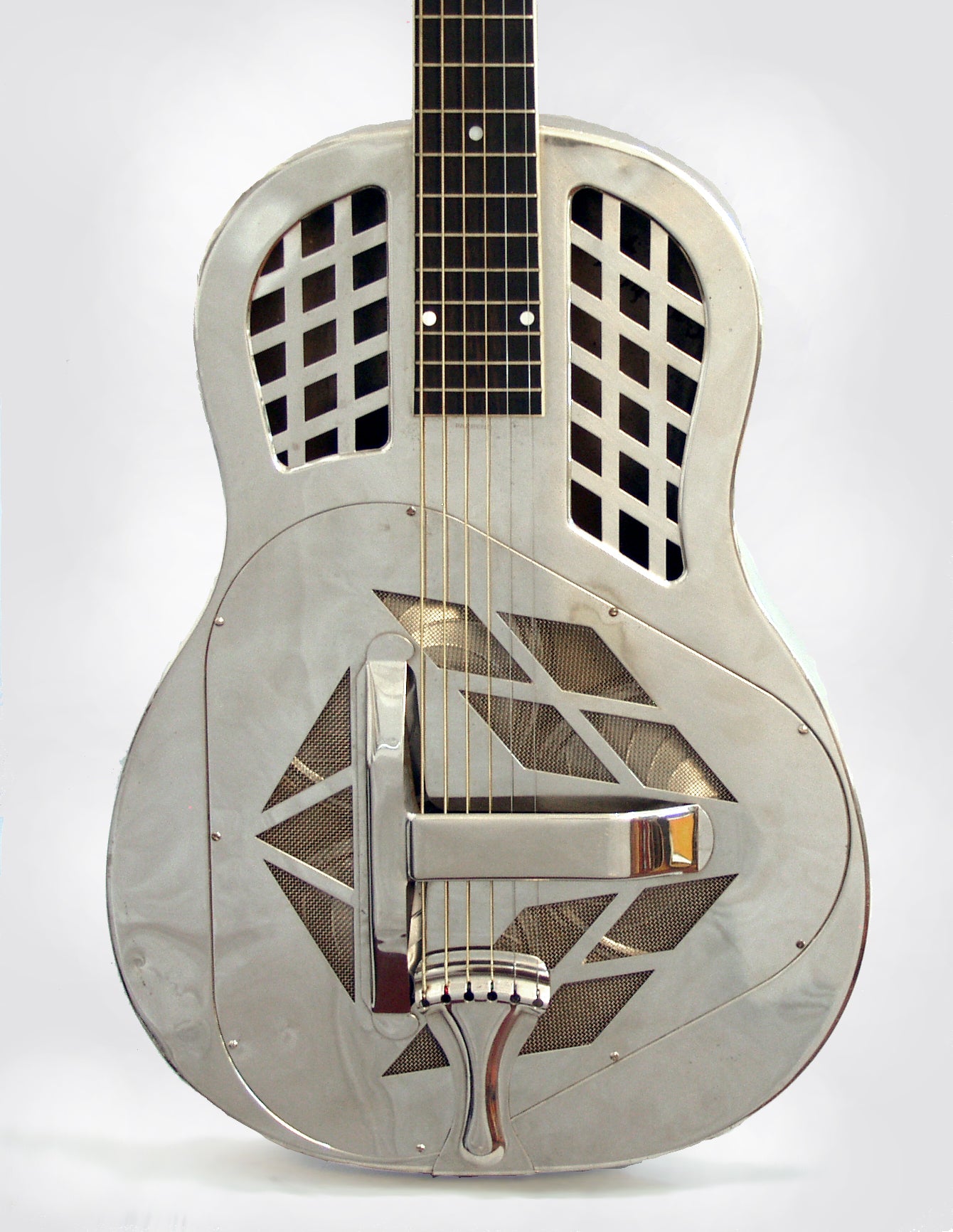 National Style 1 Tricone Roundneck Resophonic Guitar (1930)