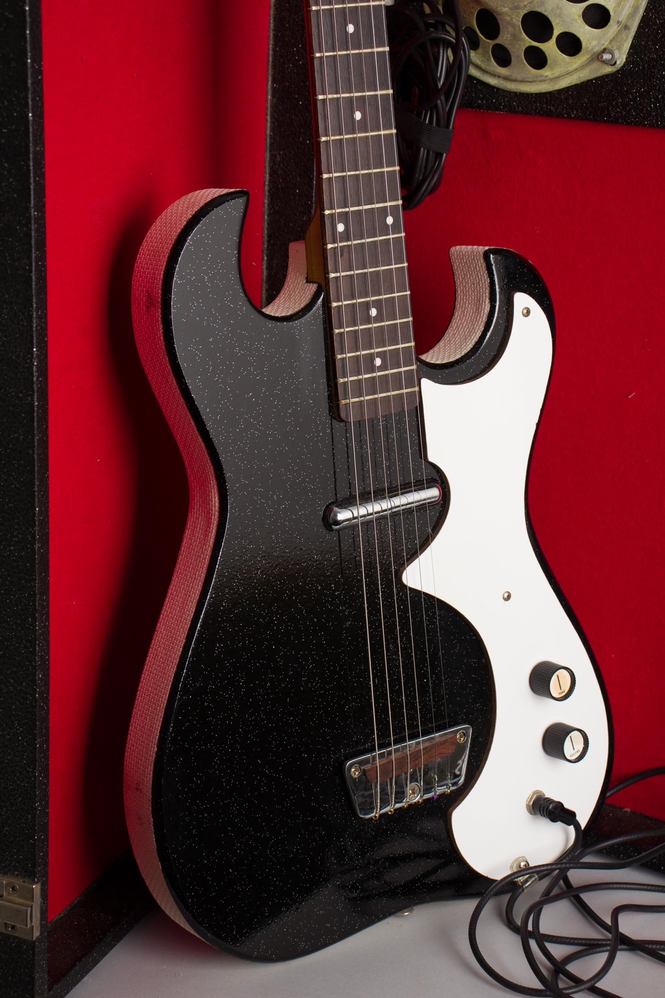 Danelectro Silvertone Model 1448 Semi-Hollow Electric Guitar and Amplifier Set (1965)