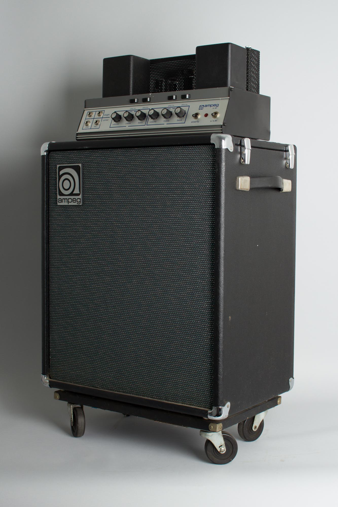 Ampeg B-15N Tube Bass Amplifier (1973)