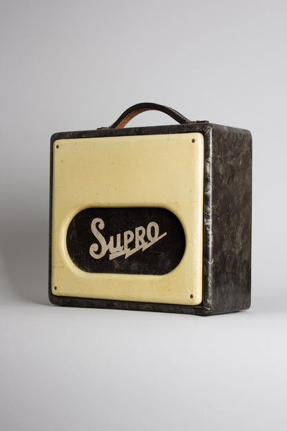 Supro Super Model 1606 Tube Amplifier (1958)