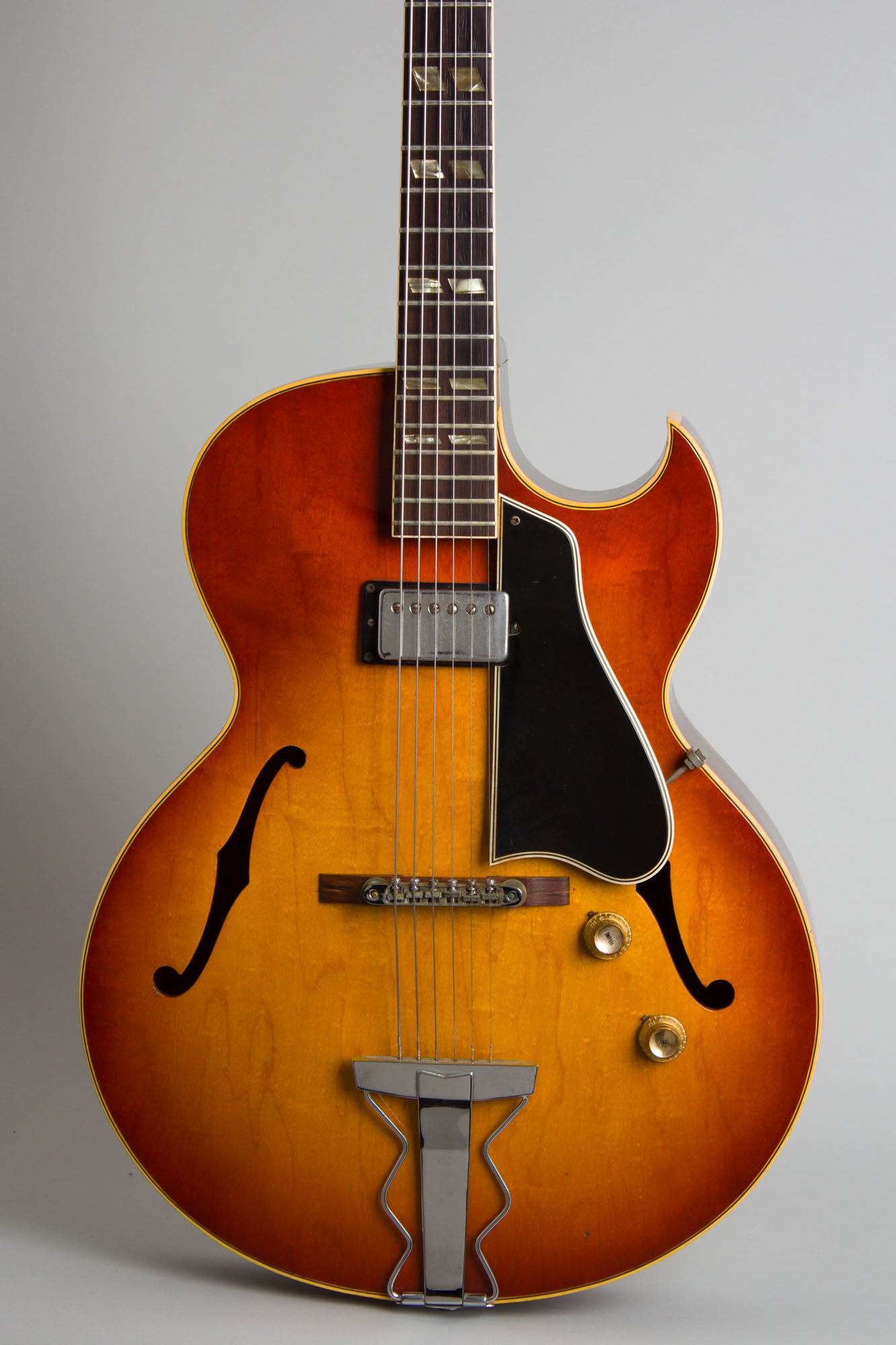 Gibson ES-175 Arch Top Hollow Body Electric Guitar (1965)
