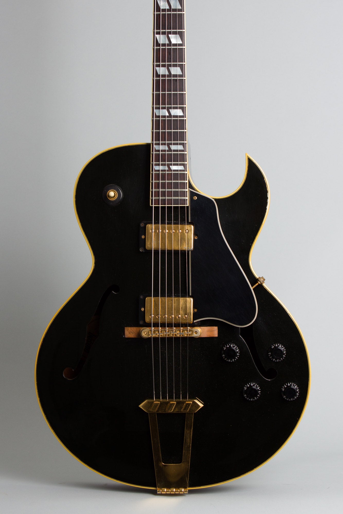 Gibson ES-175D Arch Top Hollow Body Electric Guitar (1990)
