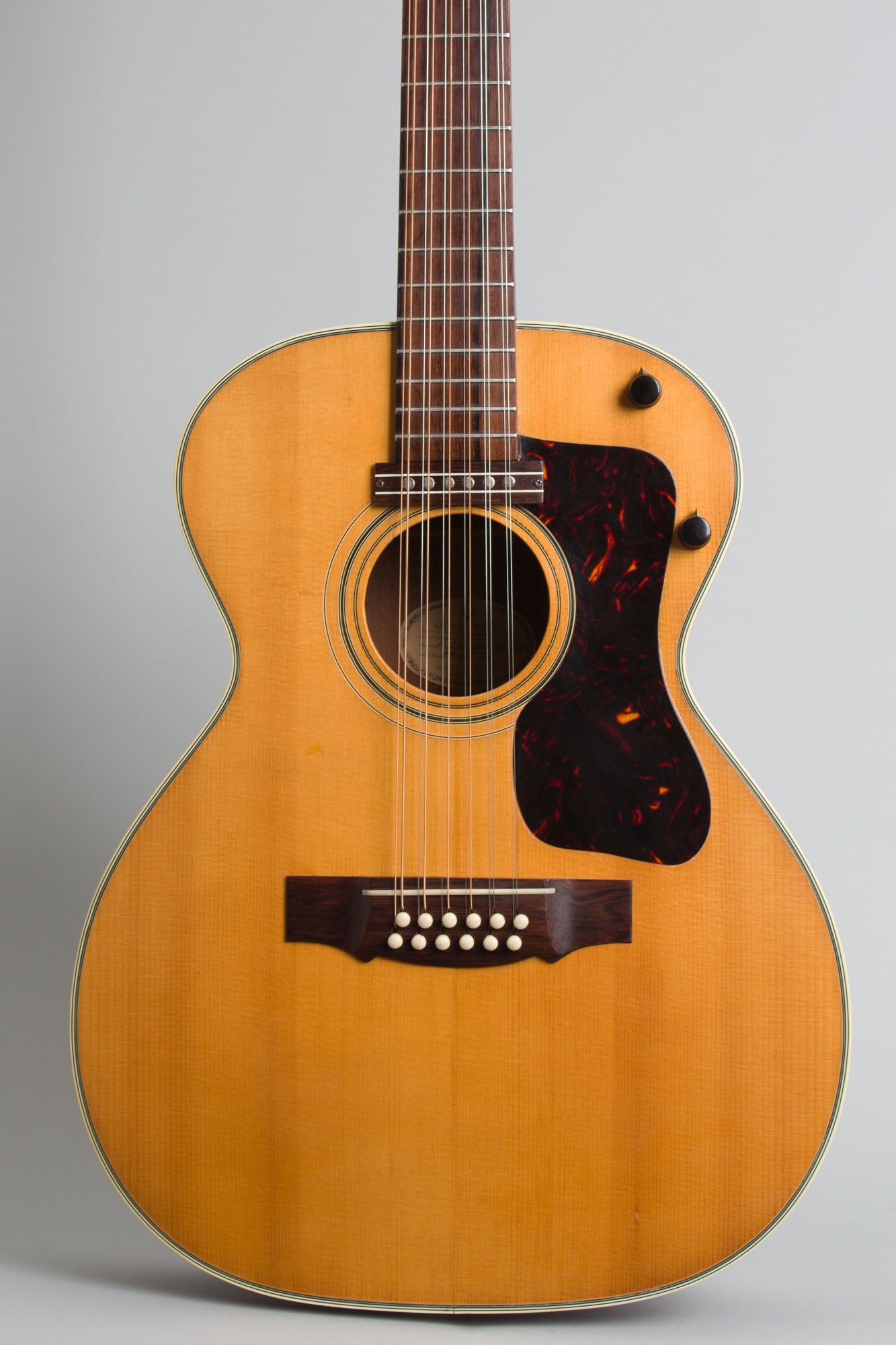 Guild F-212E 12 String Flat Top Acoustic-Electric Guitar (1967)