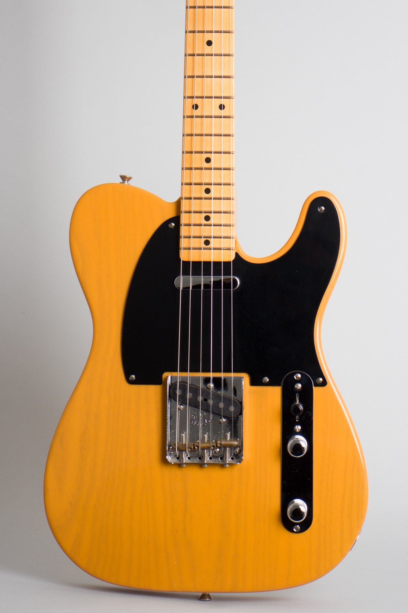 Fender Telecaster American Vintage '52 Re-Issue Solid Body Electric Guitar (2004)