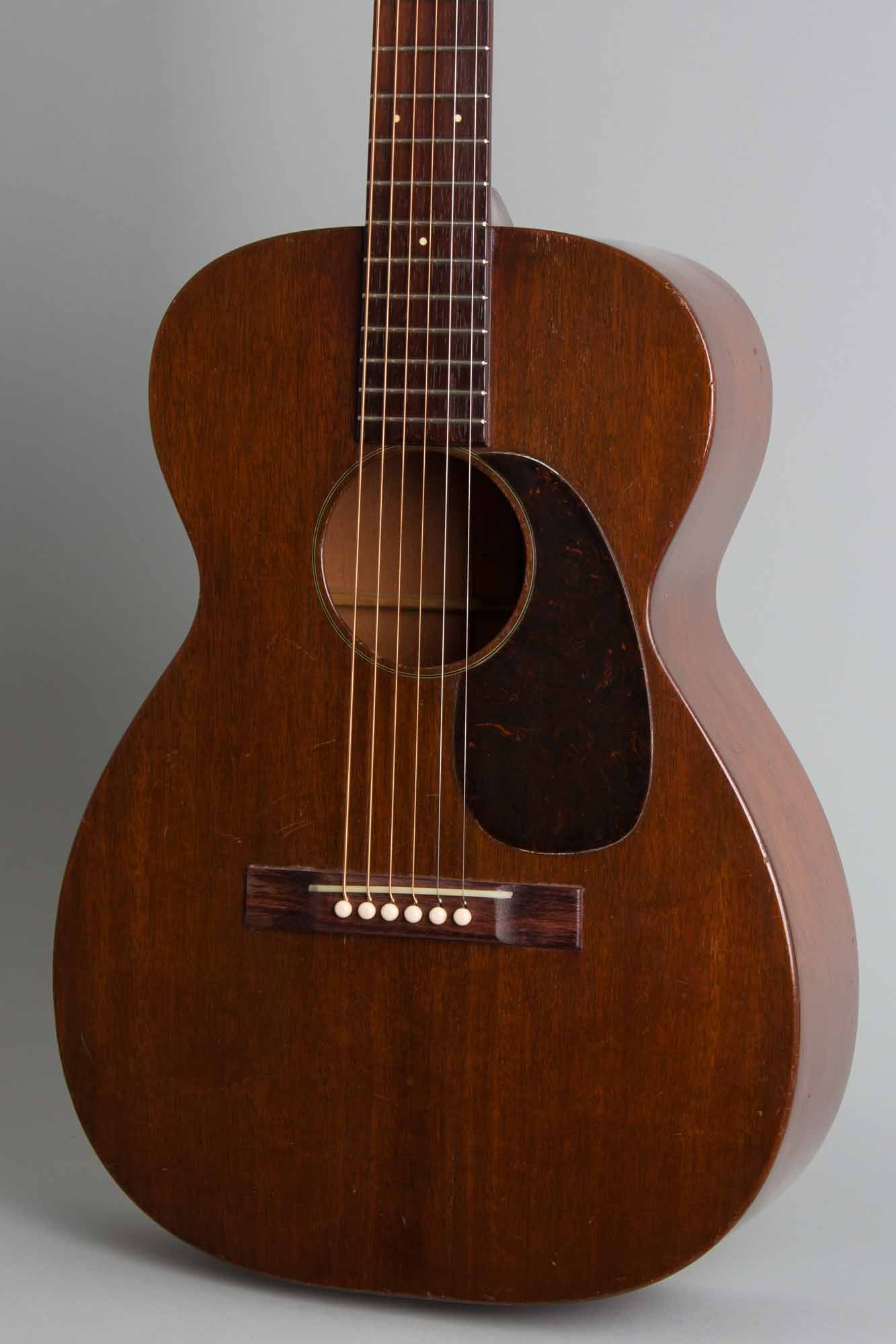 C. F. Martin 0-17 Flat Top Acoustic Guitar (1947)