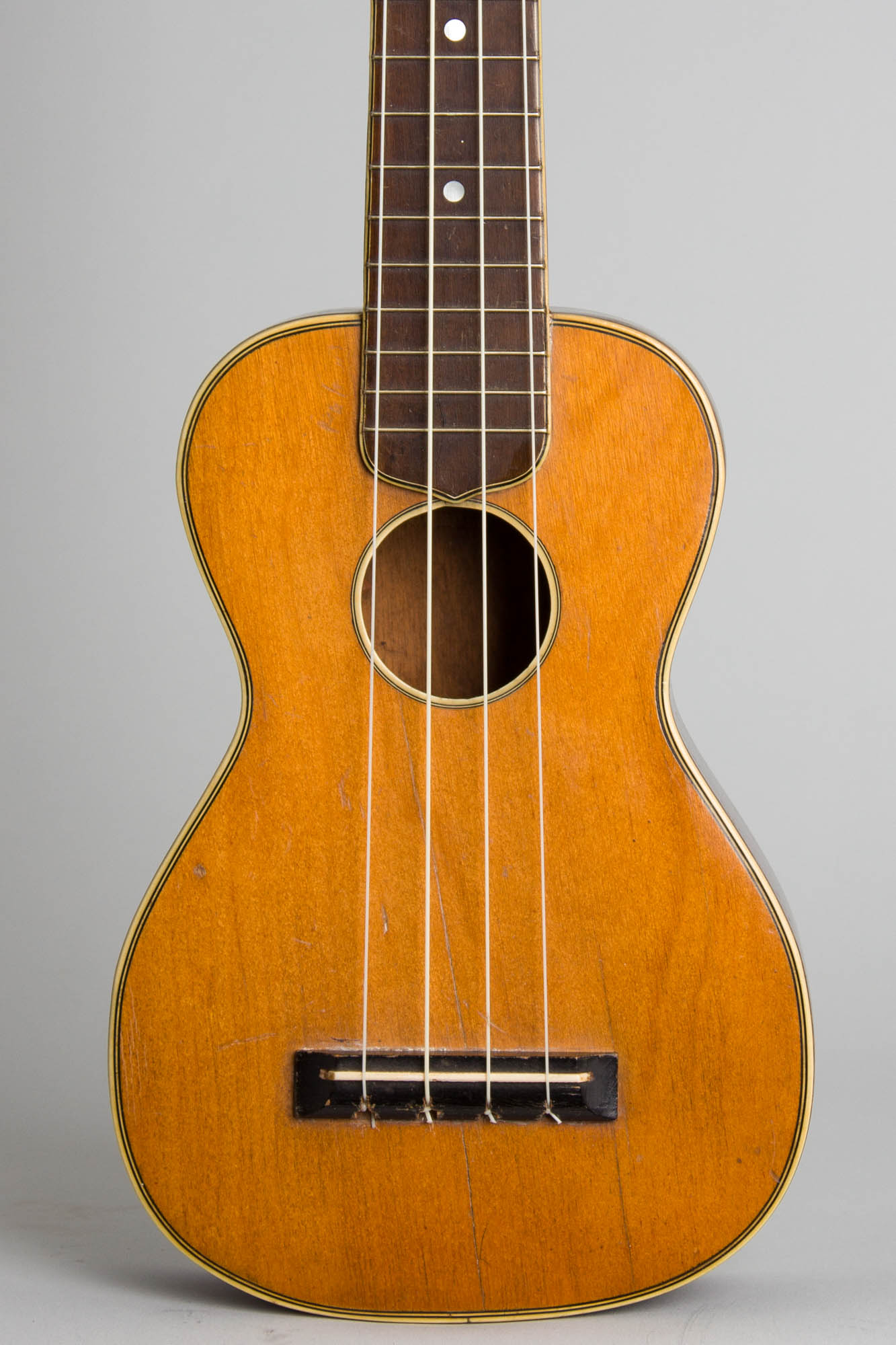 Regal Tonk American Soprano Ukulele (1932)