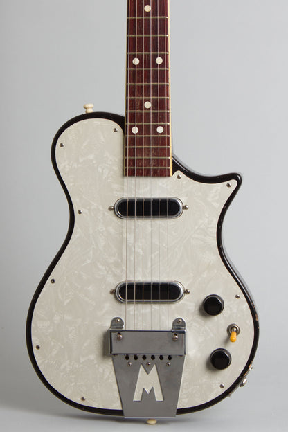 Magnatone Mark III Deluxe Solid Body Electric Guitar (1957)
