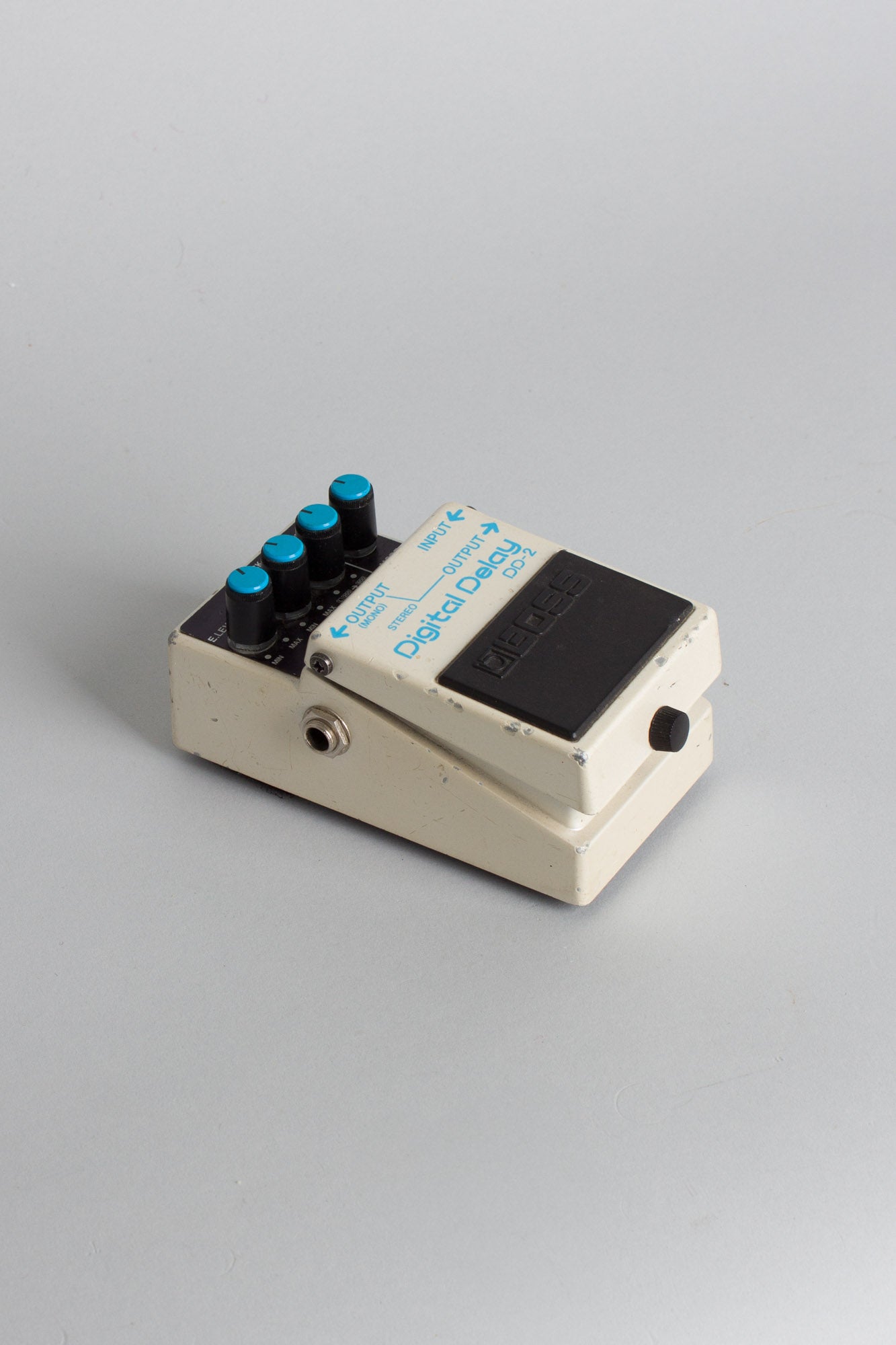 Boss DD-2 Digital Delay Compressor Effect (1984)