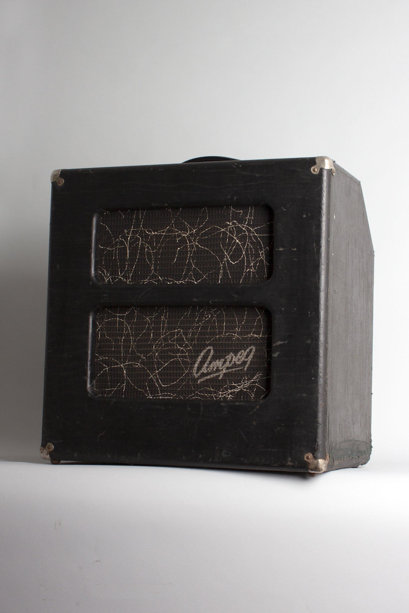 Ampeg Bassamp Tube Bass Amplifier (1956)