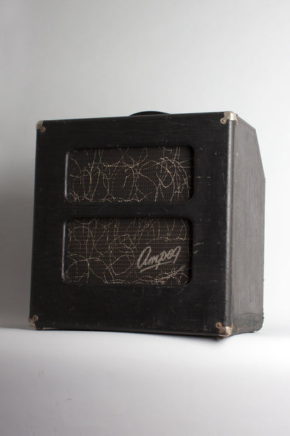 Ampeg Bassamp Tube Bass Amplifier (1956)