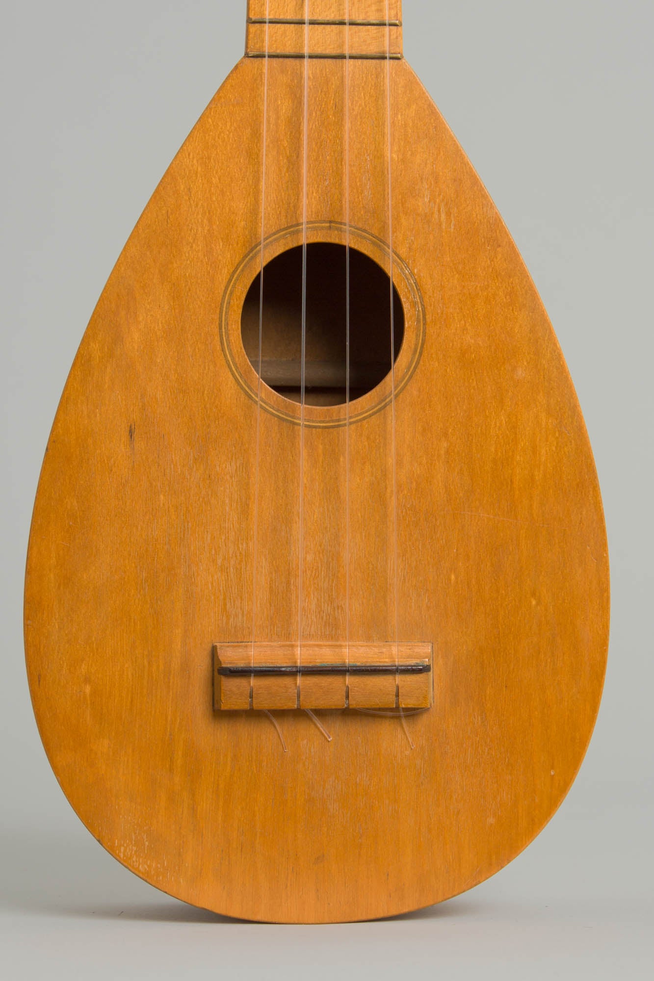 Favilla Teardrop Soprano Ukulele (1930s)