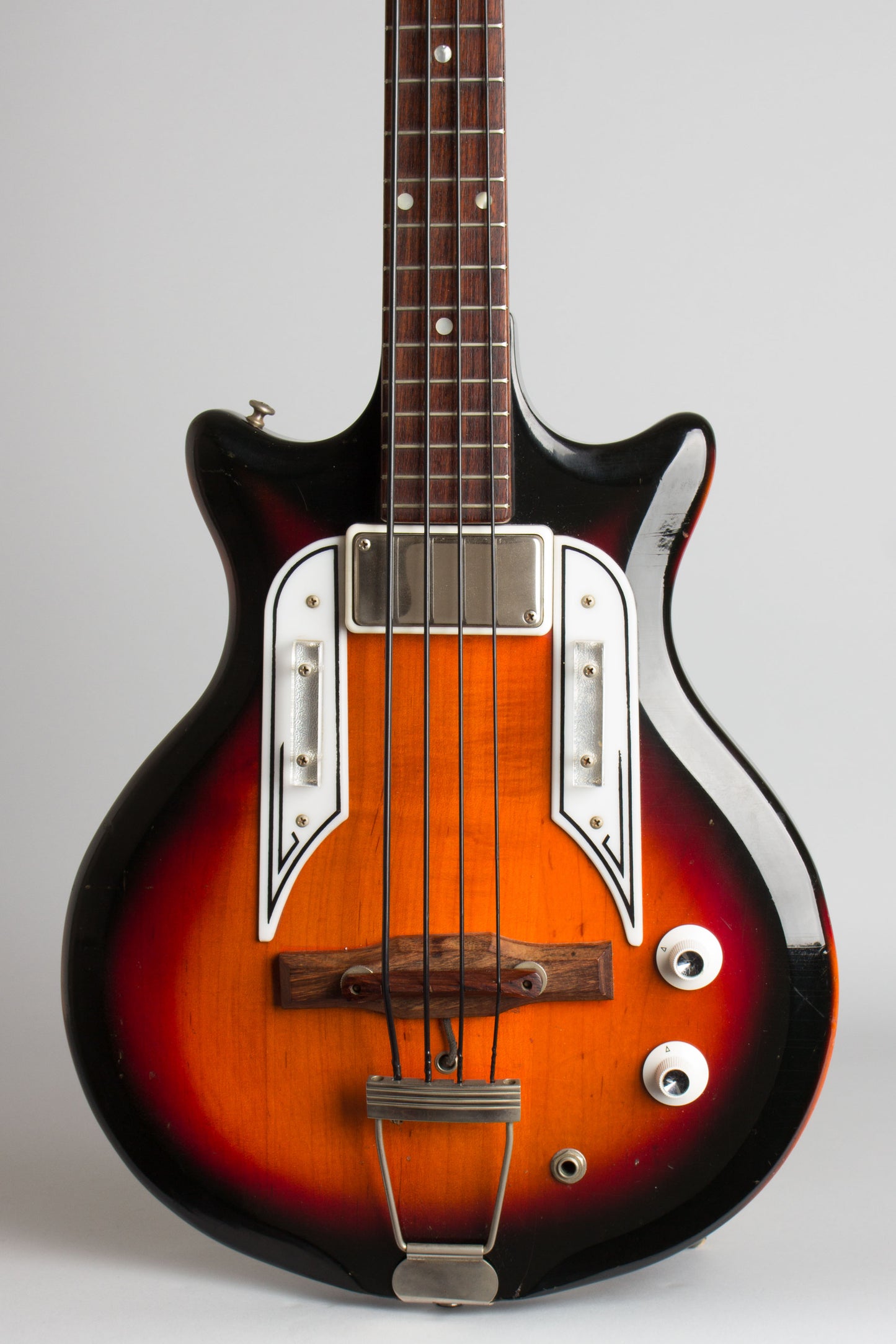 Valco Airline Pocket Bass C-7224 Solid Body Electric Bass Guitar (1965)