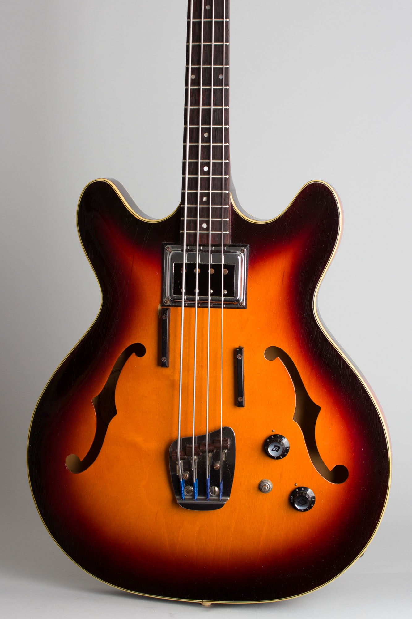 Guild Starfire Bass Semi-Hollow Body Electric Bass Guitar (1967)
